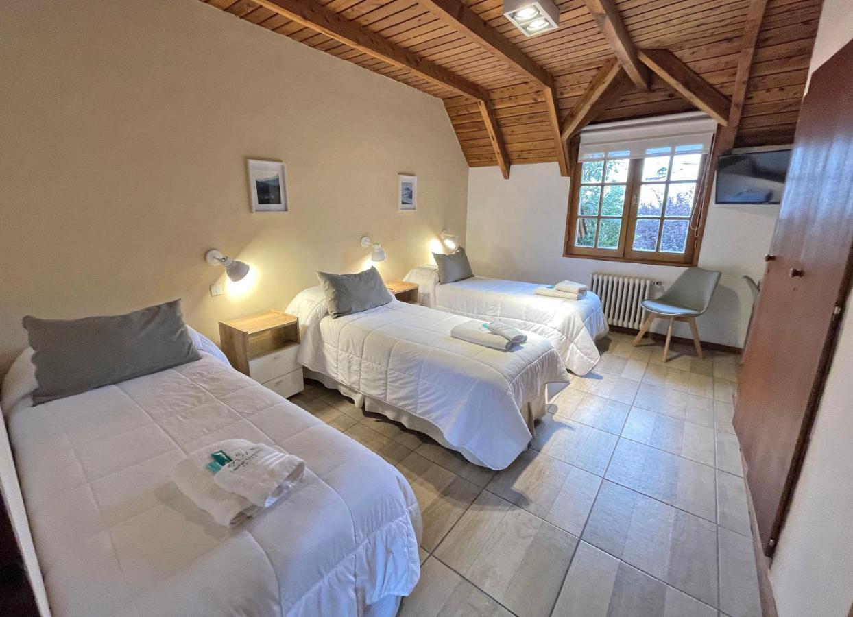 Latitud Cuarenta Inn