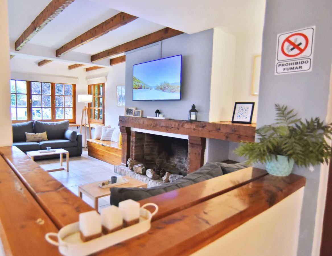 Latitud Cuarenta Inn *